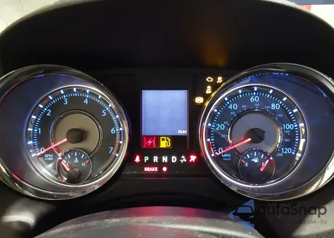 2013 Chrysler Town & Country Touring-L из США, поврежденный, VIN 2C4RC1CG7DR716757